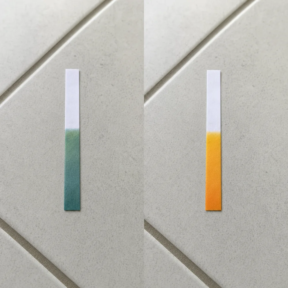 Noelle, pH strip before and after Flora+