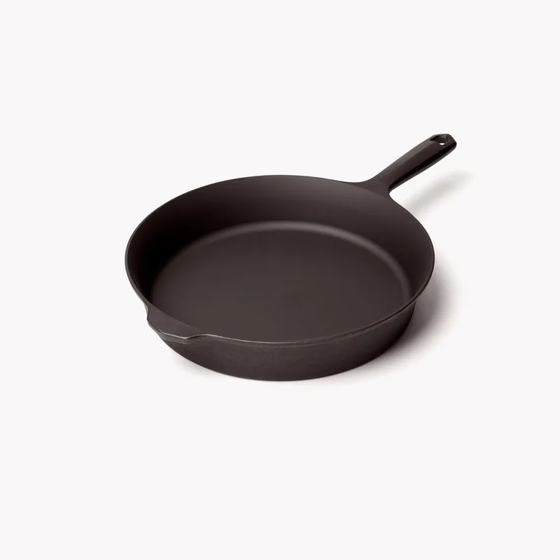 The Field No.8 cast iron skillet