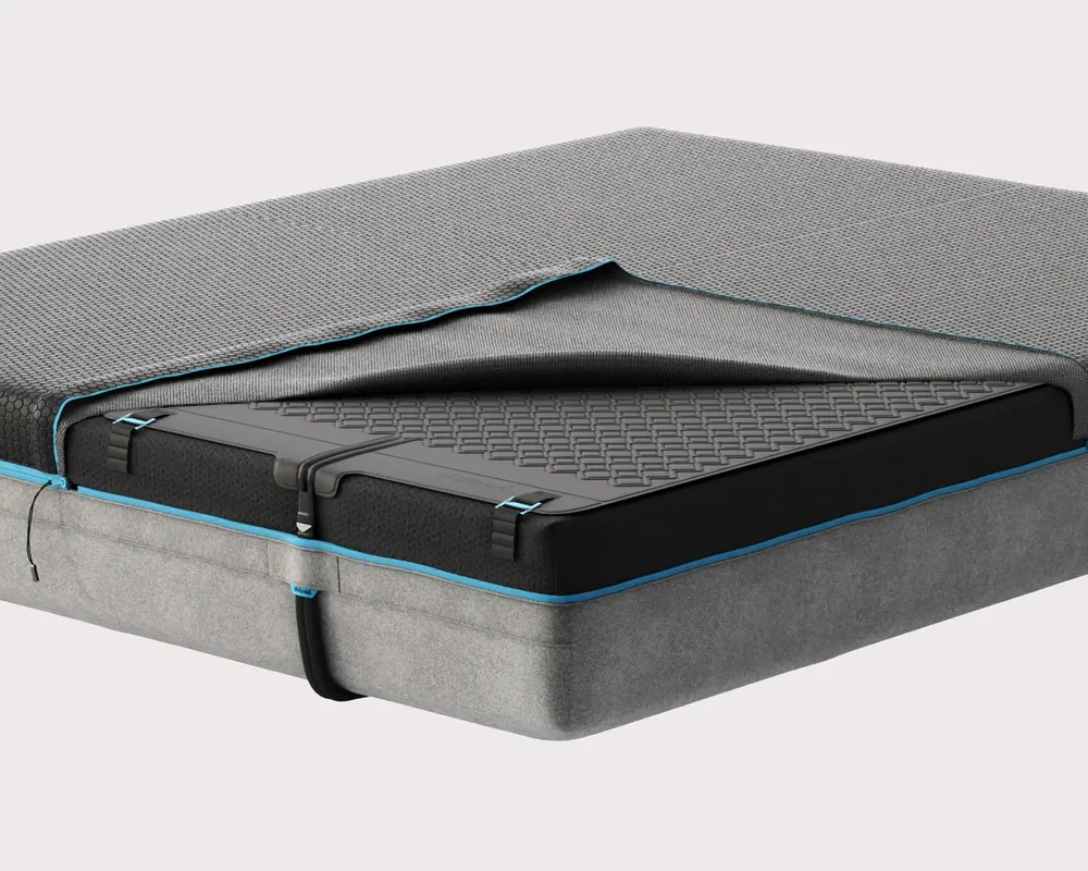The Hydrolayer unit, the water filled layer that sits inside the Chilipad cover